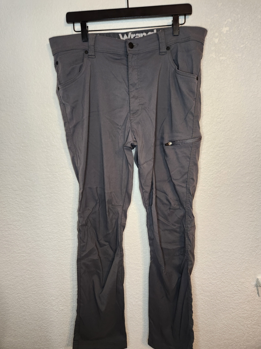 Wrangler men's gray utility pants All terrain x gear 36x32 - Picture 4 of 16